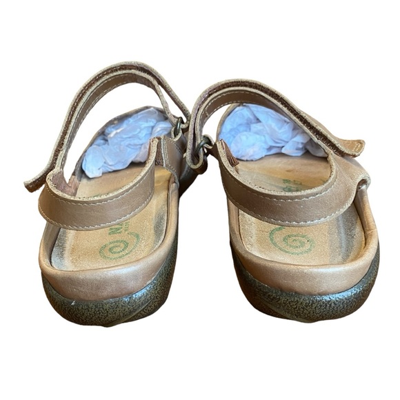 NAOT Arataki Closed Toe Slingback Shoes Size EU 38, US 7.5 color tan - Picture 7 of 10